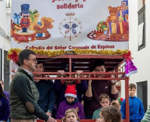 Recogida solidaria de juguetes 2023 coronado de espinas Jerez de los Caballeros semanasantajerezana 23 Recogida solidaria de juguetes 2023. Cofradía del Señor Coronado de Espinas, Jerez de los Caballeros