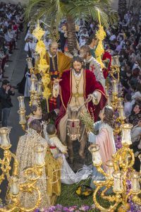 Entrada triunfal de Jesús en Jerusalén. Domingo de Ramos en Jerez de los Caballeros Entrada triunfal de Jesús en Jerusalén. La Borriquita, Domingo de Ramos en Jerez de los Caballeros