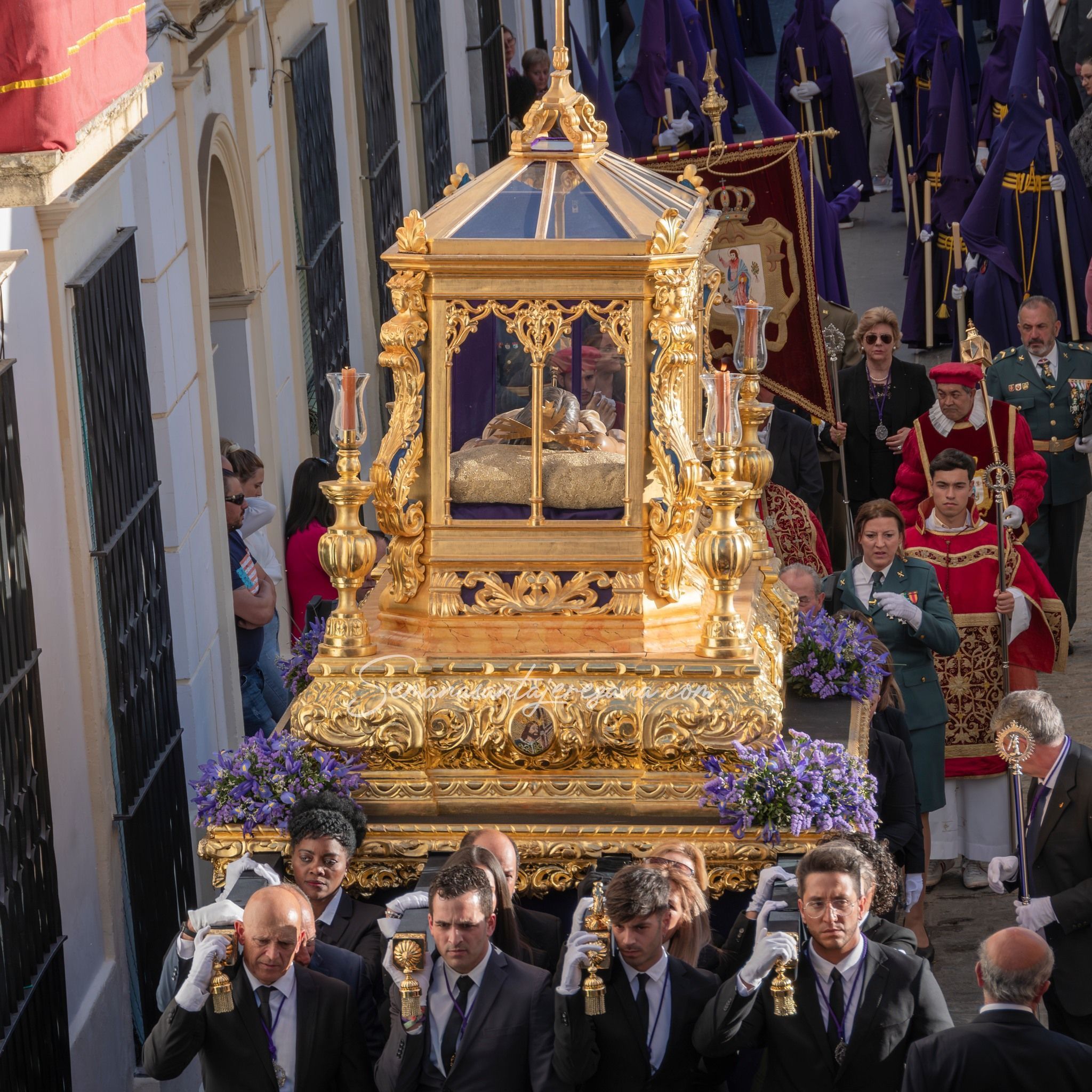 Santo Entierro Cofradía de Ntro Padre Jesús Nazareno Viernes Santo en la Semana Santa de Jerez de los Caballeros Semanasantajerezana