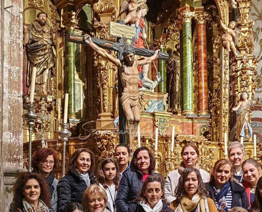 Antonia González Ramajo, candidata a la presidencia de la Junta de Cofradías de Jerez de los Caballeros Junta de Damas Cristo de la Vera Cruz Antonia González Ramajo, candidata a la presidencia de la Junta de Cofradías de Jerez de los Caballeros, con la Junta de Damas del Cristo de la Vera Cruz