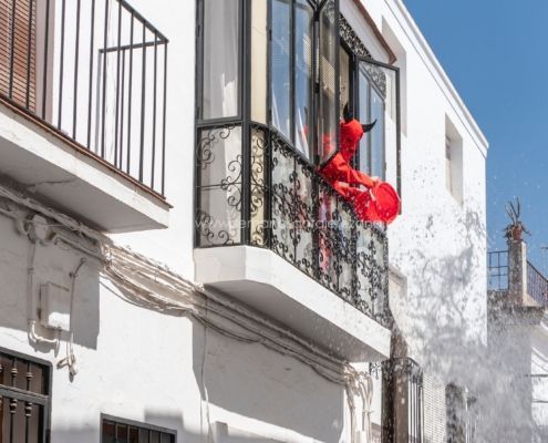Salida y quema del rabo del Diablo 2024 en Jerez de los Caballeros 24 La tradicional salida del Diablo en Jerez de los Caballeros: un encuentro entre lo sagrado y lo profano