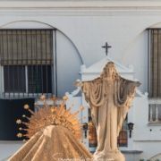 María Santísima de la Esperanza Macarena durante su salida extraordinaria al Convento Madre de Dios, 8 de junio de 2025 15 Procesión diurna histórica de la Esperanza Macarena
