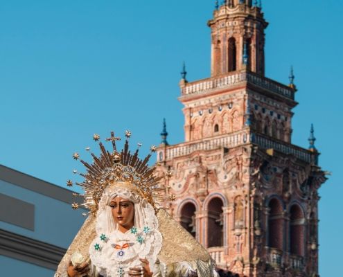 María Santísima de la Esperanza Macarena durante su salida extraordinaria al Convento Madre de Dios, 8 de junio de 2025 21 Procesión diurna histórica de la Esperanza Macarena