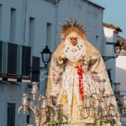 María Santísima de la Esperanza Macarena durante su salida extraordinaria al Convento Madre de Dios, 8 de junio de 2025 4 Procesión diurna histórica de la Esperanza Macarena
