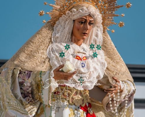 María Santísima de la Esperanza Macarena durante su salida extraordinaria al Convento Madre de Dios, 8 de junio de 2025 9 Procesión diurna histórica de la Esperanza Macarena