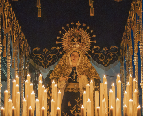 Virgen de la Paz. Jueves Santo en Jerez de los Caballeros. Semanasantajerezana.com Virgen de la Paz. Jueves Santo en Jerez de los Caballeros. Semanasantajerezana.com