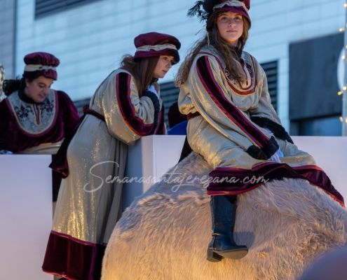 Cabalgata de Reyes Magos 2026 Jerez de los Caballeros Carroza del Rey Gaspar semanasantajerezana Cabalgata de Reyes Magos 2026