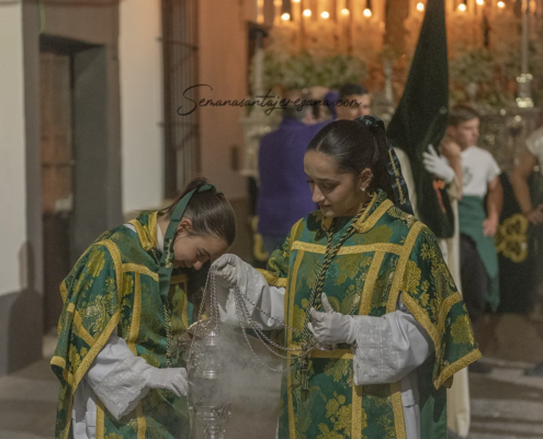 Acolito 3 Hermandad de Nuestro Padre Jesus del Gran Amor Viernes Santo en la Semana Santa de Jerez de los Caballeros Semanasantajerezana.com Acolito 3 Hermandad de Nuestro Padre Jesus del Gran Amor Viernes Santo en la Semana Santa de Jerez de los Caballeros Semanasantajerezana.com