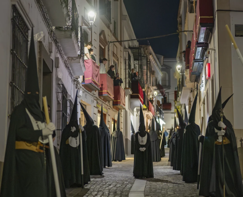 Calle Vasco Nuñez Procesion de la Cofradia de la Oracion en el Huerto Martes Santo en la Semana Santa de Jerez de los Caballeros Semanasantajerezana Calle Vasco Nuñez Procesion de la Cofradia de la Oracion en el Huerto Martes Santo en la Semana Santa de Jerez de los Caballeros Semanasantajerezana
