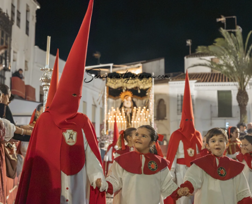Cofradia Señor Ecce Homo Miercoles Santo en la Semana Santa de Jerez de los Caballeros niños de la Virgen 2 semanasantajerezana Cofradia Señor Ecce Homo Miercoles Santo en la Semana Santa de Jerez de los Caballeros niños de la Virgen 2 semanasantajerezana