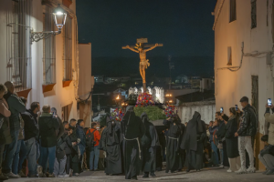 Hdad penitentes de la Vera Cruz Lunes Santo en Jerez de los Caballeros Semanasantajerezana