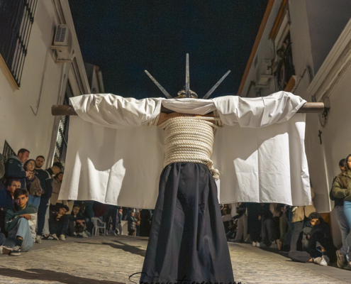 Hermandad de Penitentes del Santísimo Cristo de la Vera Cruz Lunes Santo en la Semana Santa de Jerez de los Caballeros Empalao Semanasantajerezana Hermandad de Penitentes del Santísimo Cristo de la Vera Cruz Lunes Santo en la Semana Santa de Jerez de los Caballeros Empalao Semanasantajerezana