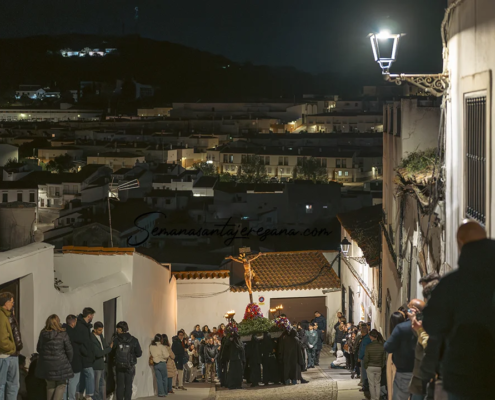Hermandad de Penitentes del Santísimo Cristo de la Vera Cruz Lunes Santo en la Semana Santa de Jerez de los Caballeros calle Moreria Semanasantajerezana Hermandad de Penitentes del Santísimo Cristo de la Vera Cruz Lunes Santo en la Semana Santa de Jerez de los Caballeros calle Moreria Semanasantajerezana