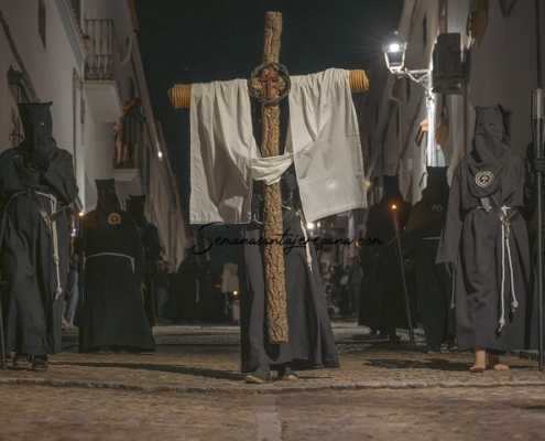 Hermandad de penitentes del Santisimo Cristo de la Vera Cruz Lunes Santo en la Semana Santa de Jerez de los Caballeros Cruz de Guia semanasantajerezana Hermandad de penitentes del Santisimo Cristo de la Vera Cruz Lunes Santo en la Semana Santa de Jerez de los Caballeros Cruz de Guia semanasantajerezana