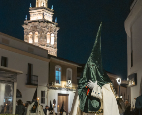 Nazareno Hermandad de Nuestro Padre Jesus del Gran Amor Viernes Santo en la Semana Santa de Jerez de los Caballeros Semanasantajerezana.com Nazareno Hermandad de Nuestro Padre Jesus del Gran Amor Viernes Santo en la Semana Santa de Jerez de los Caballeros Semanasantajerezana.com